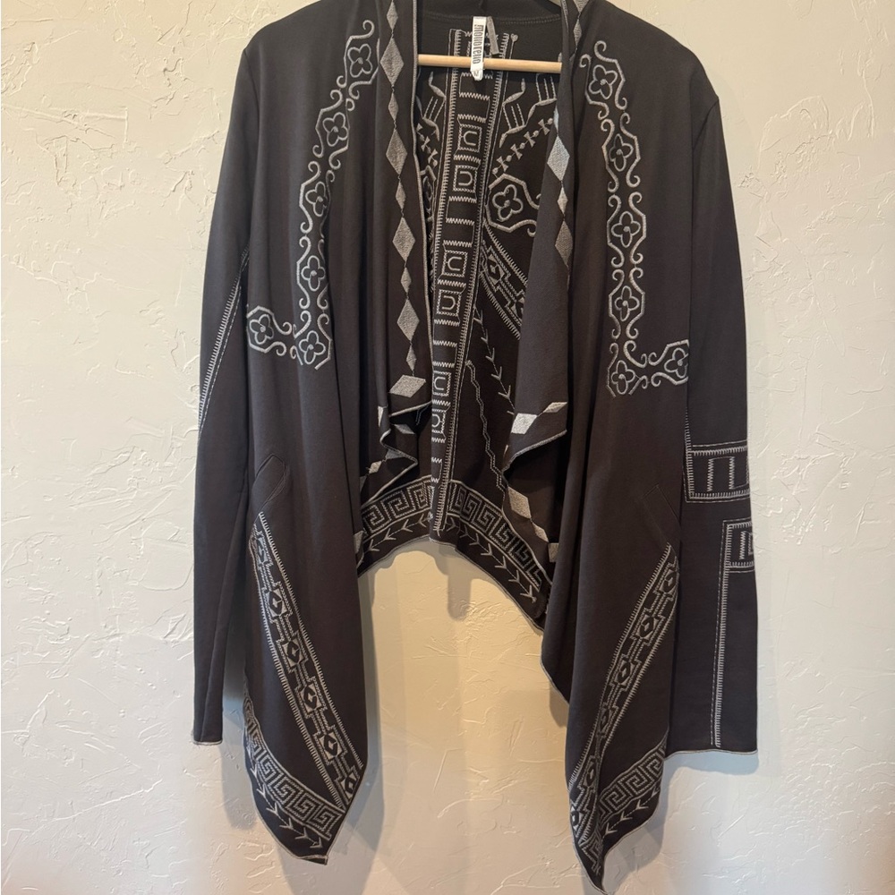 Monoreno Brown and Cream Shrug with Asymmetrical Hemline and Lightweight Knit